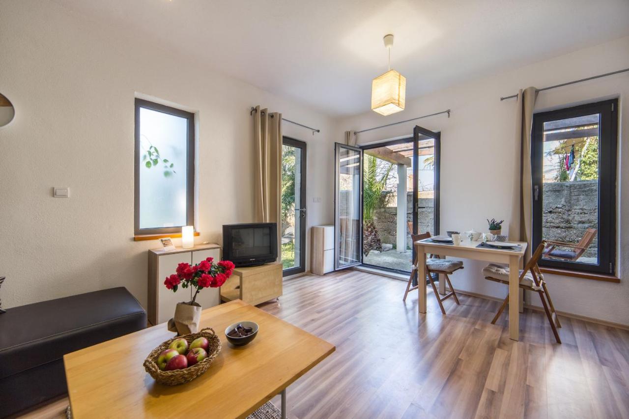 Apartment Peaceful Oasis Makarska Exterior foto
